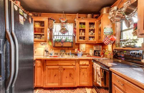 Rustic Cabin with Porches 8 Mi to Tallulah Gorge! - Photo 9