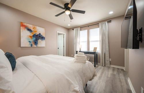 Modern & Stylish - Mins to Downtown - Family Friendly - Photo 30