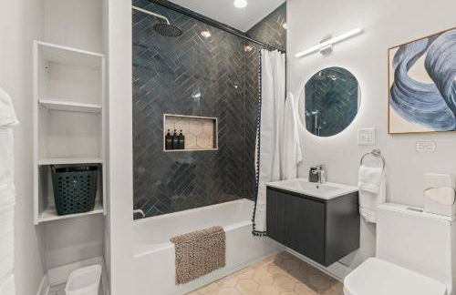 Passyunk Square Spacious 1 BR Oasis- Huge Deck - Foto 37