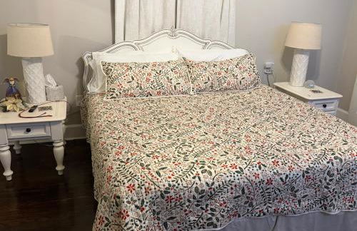 Clayton's 1910 Restored Mill House-near Burlington - Foto 12