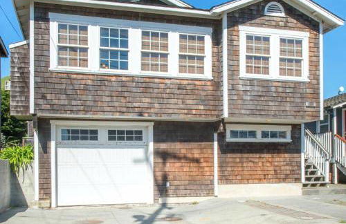 Sea Breeze! Walk to Beach!! In the Village! BBQ! Fast WiFi!! Dog Friendly! - Foto 1