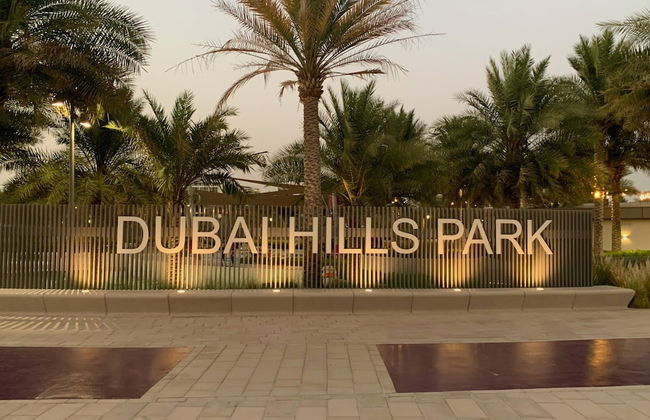 Luxurious Dubai Hills with balcony park view - Photo 34