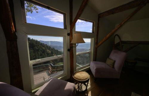 Cozy Rustic Mountain Home with Breathtaking views - Foto 11