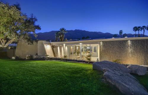 The Cascades Retreat - Walk to Downtown! - Foto 12