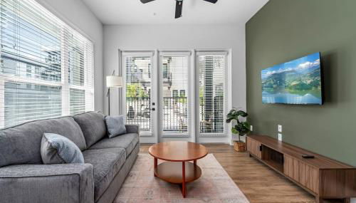 Luxury Condo Sleep the Whole Family Pool and Gym - Foto 1