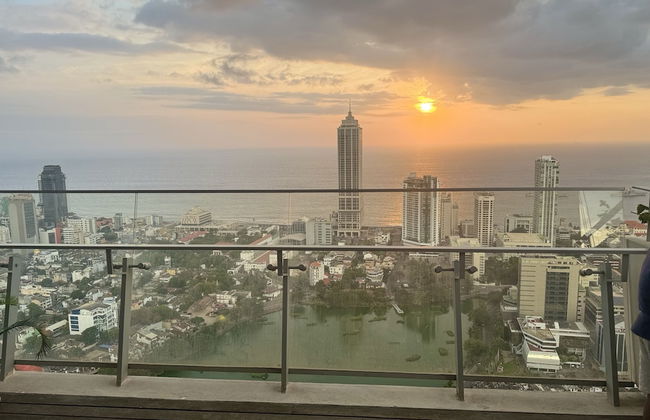 Luxe Colombo Heights - Photo 1