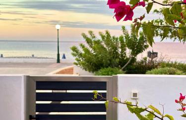Fantasea Beachfront Villa - Foto 6