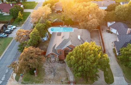 Luxurious 5 Bedroom Retreat with Pool - Foto 39