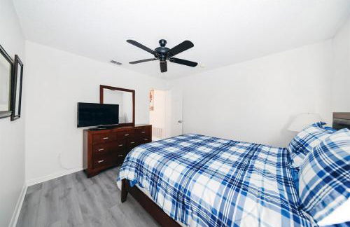 Spacious 6BR 4BA Villa, Private Pool, Near Disney - Foto 20