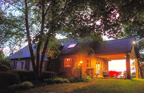 Romantic Mountain Vacation Rental with Breathtaking Views near Pittsburgh, Pennsylvania - Foto 9