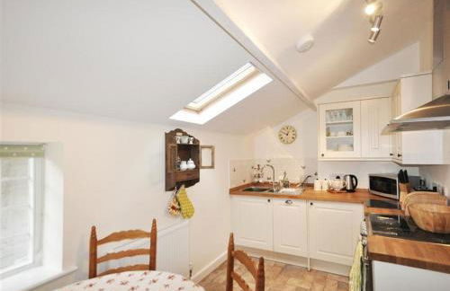 Warmwell Lodge - Photo 9