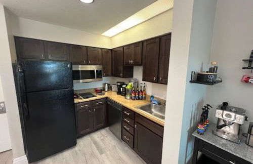 Disney Epic 1st Floor Shuttle - Foto 13