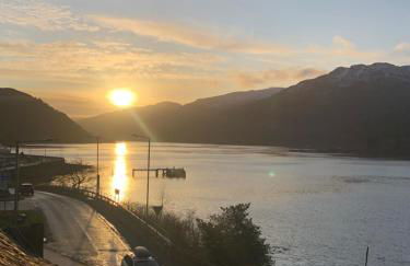 Amazing Alps and Loch views - HOT TUB and pet friendly - Foto 53