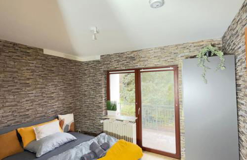 Frankfurt Work and Rest- 4 Bedrooms- 2 WCs- free Parking- 5 Queen size beds- Fast WiFi- roller shutters - Foto 39