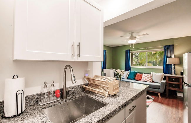 Uhost AI Quaint 1BR w Patio Kitchenette - Photo 5