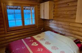 CHALET JACUZZI PRIVE, TERRASSE et VUE MONTAGNE DANS CAMPING 3 ETOILES - Foto 16