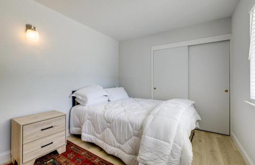 4 Mi to Folsom Lake Modern Home with Patio! - Foto 11