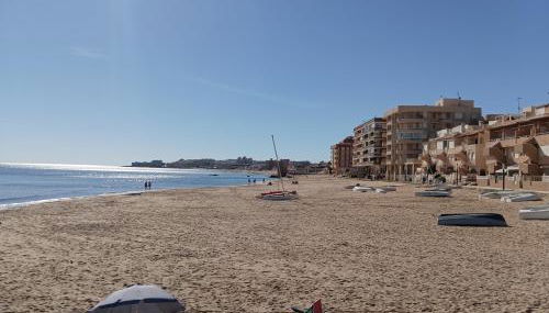 Bonito Apartamento 150 m de la playa La Mata - Foto 3