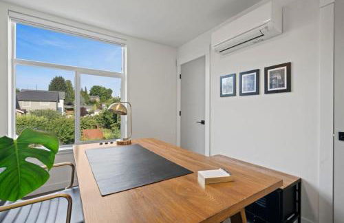 The Rooftop - Columbia City Retreat - Free Parking & EV Point - Foto 15