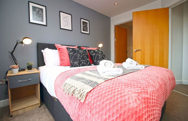 Bristol City Centre - 2 Bedroom Apartment - Marsh House - Photo 16