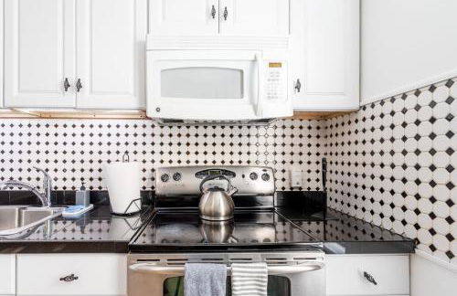 Spacious&Gracious- 5BR Fam-Friendly near I95&Shops - Foto 38