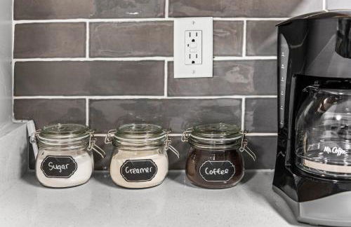 Cozy Getaway Near City Center - Foto 9