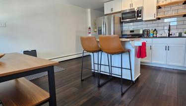 Rustic & Renovated 3 Bed - 8 Min Walk to Bridge St - Foto 4, stove