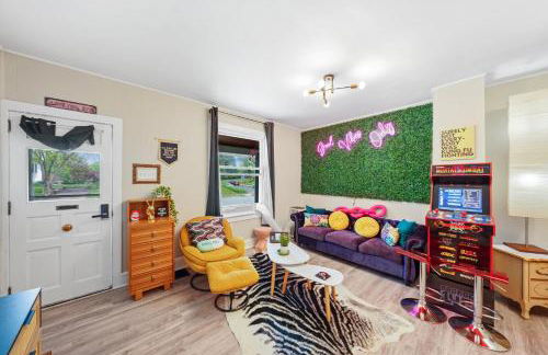 Comfort, Fun, and Retro Retreat - Foto 11