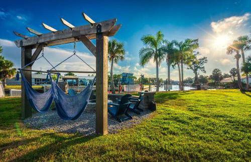 Hernando Hideaway:Heated Pool/Decks/Dock/Balcony/Yard w/ Firepit/Kayaks - Foto 59