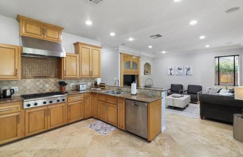 Los Angeles Large Mediteranian Vacation Home - Foto 13