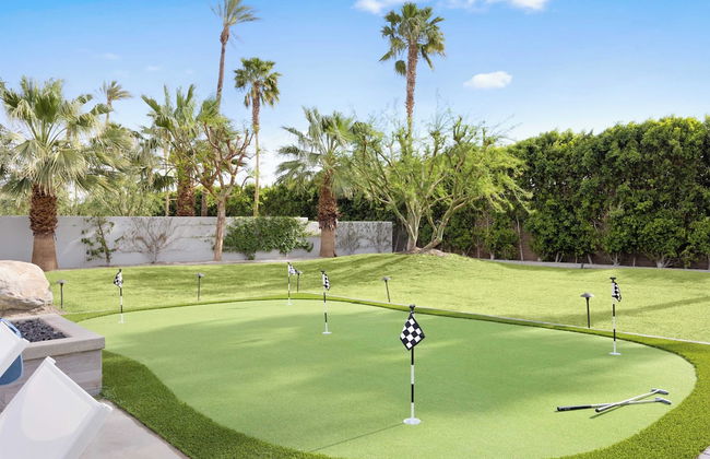 Sleeps 28! 2 Luxe Villas w/ Pool & Putting Green Polo Villas Nova by Avantstay - Foto 2