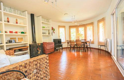 LITORAL COSTA DORADA - VILLA FALGUERA Only families - Foto 9