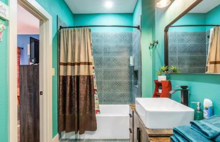 Stockyards 5 mins, New, Sleeps 8 Cedar House, TCU - Foto 17