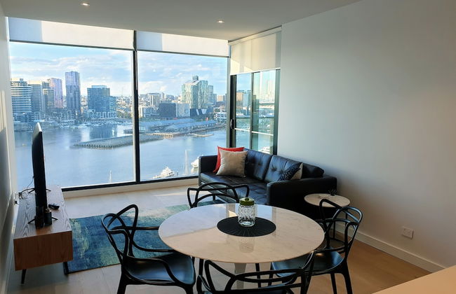 Orange Stay at Collins Wharf - Photo 12