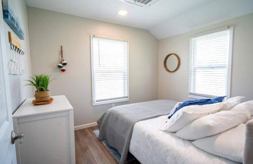 Renovated Retreat Home in Huron, close to beaches - Foto 10