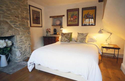 Charming 3 bedroom house with indoor wood burner. - Photo 9