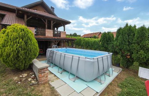 3 Bedroom Beautiful Home In Novi Marof - Foto 1