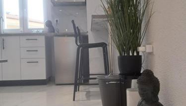 Quiet cute flat close to center - Foto 4