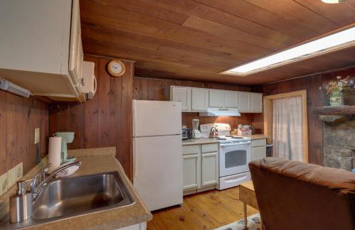 Walk to Appalachian Trail Hot Springs Getaway! - Foto 12