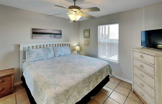 Sol Searcher by Silver Sands Vacation Rentals - Photo 5