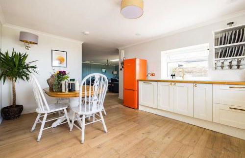 Luxurious Complex: 2 barns together edge of Frome - Photo 35