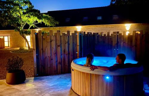 LE DOMAINE DE SOANI - Piscine intérieure, Jacuzzis & Sauna - ADULT ONLY - Foto 4
