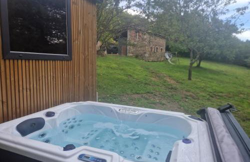 Cabane des Catalpas, jacuzzi privatif en pleine nature - Foto 10