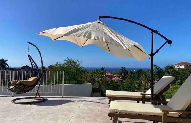 Charming Sea View Town House Chef Driver Optional - Photo 35