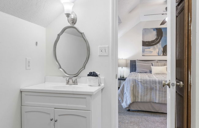 Foggy River Retreat For 16! - Photo 13