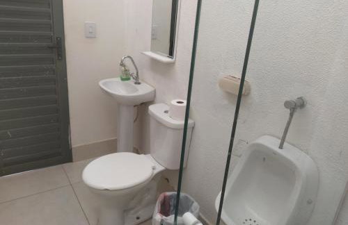 Check-in AUTÔNOMO e Privacidade em Hidro, piscina, casa, garagem até 2, até 3 quartos e 3 ar, 2 banheiros, churrasqueira, máquina de lavar roupas, roupa de cama, todos privativos, insira valor 3 hóspedes e abrimos 2 quartos, já 5 hóspedes usam 3Q - Foto 8