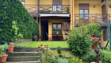 PRECIOSO CHALET JUNTO A POTES CON PISCINA-4 Hab,3 Baños - Foto 1