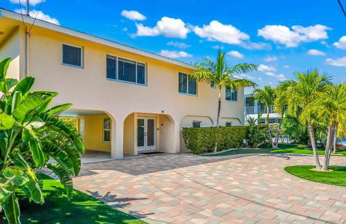 NEW!Paradise PalmsDockPoolKayaks GrillView! - Foto 58