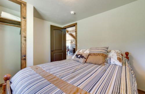 Donnelly Cabin with Fire Pit 5 Mi to Boat and Ski! - Photo 18