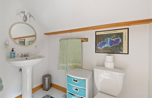 Big Red Cottage with Overflow Unit Near Sunapee and New London - Foto 4